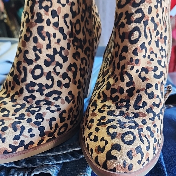 Maurices Leopard Print Ankle Booties - Picture 5 of 5
